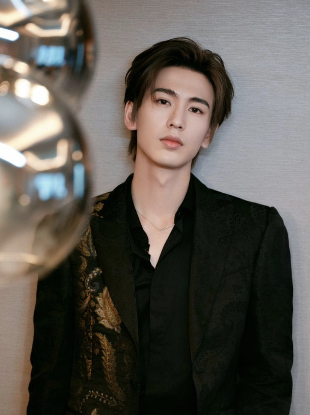 จางหลิงเฮ่อ 7